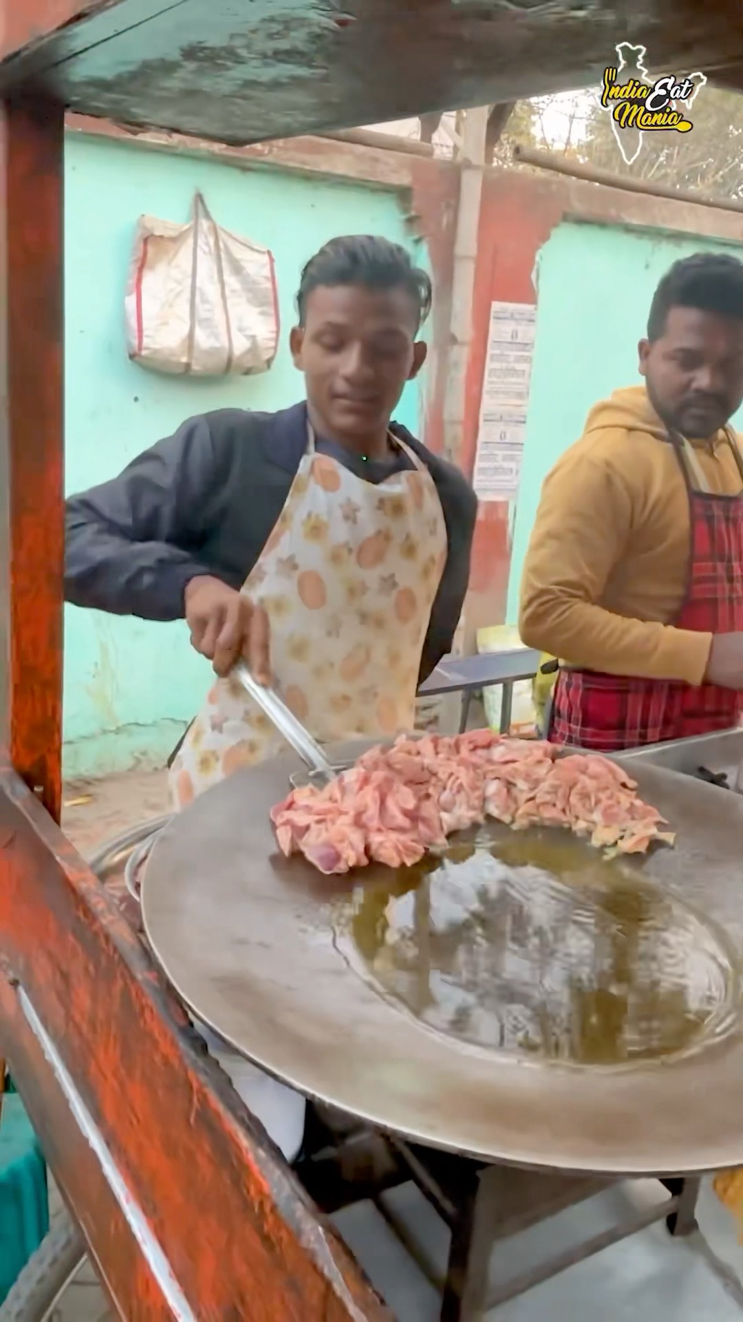Jharkhandi Style Tawa Chicken Pot Kaleji Fry Making In Ranchi Rs. 40/- Only #ranchi  #shorts