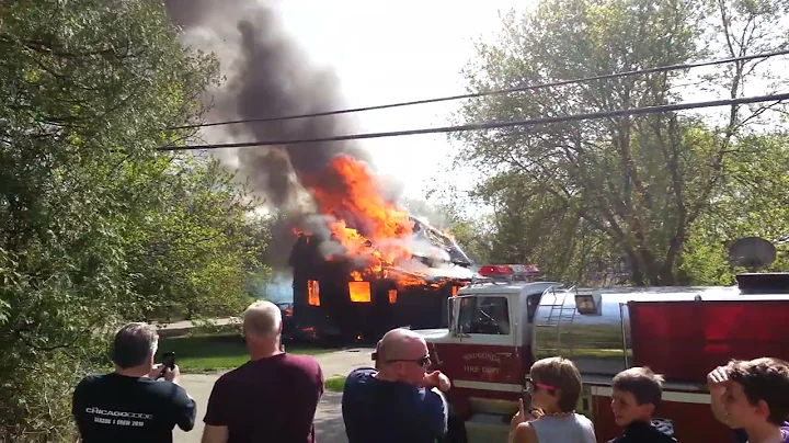 Port Barrington, IL structure fire and collapse