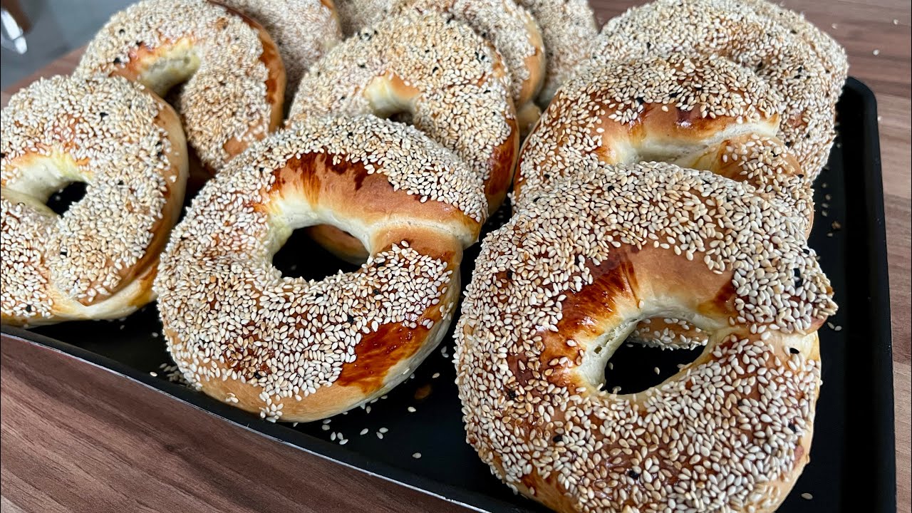 ✨Puf Puf Kabaran Tereyağlı Simit Tarifi İçi Yumuşacık Bol Susamlı Çay saatine kahvaltıya… ✨Puf Puf Kabaran Tereyağlı Simit Tarifi İçi Yumuşacık Bol Susamlı Çay saatine kahvaltıya…