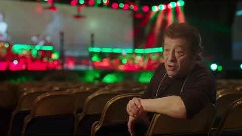 War of The Worlds live tour projection