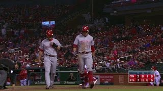 CIN@STL: Votto belts a two-run home run in the 8th