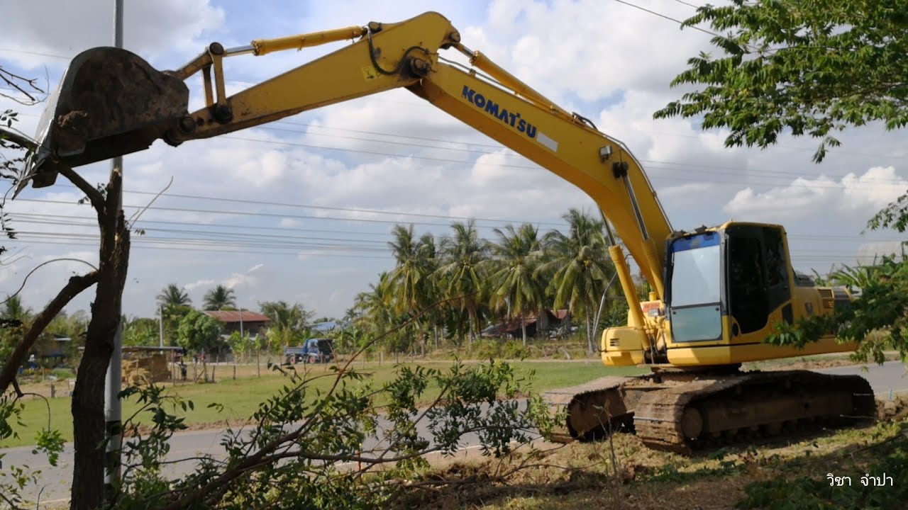  Excavator 