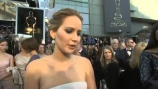 Oscars 2013_ Jennifer Lawrence red carpet interview