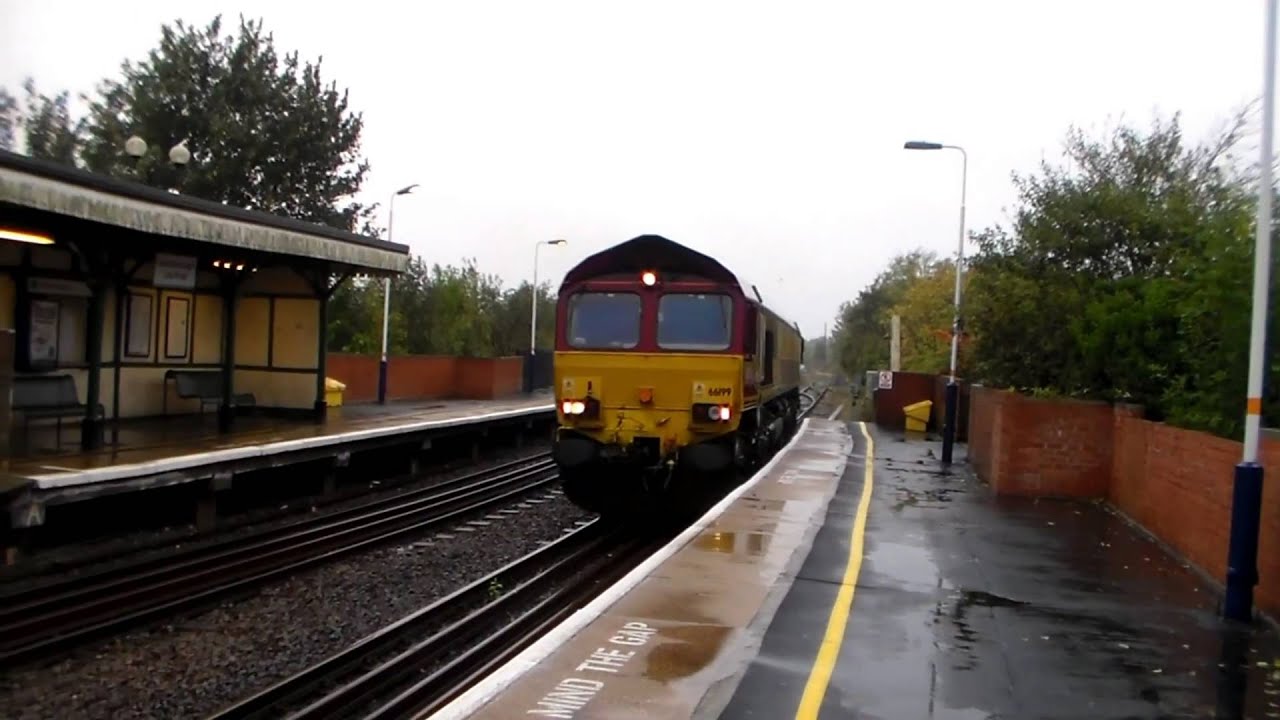 Trains at Gainsborough Lea Road (12th October 2013) YouTube