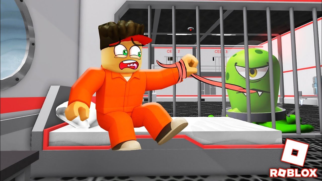 I Survived Alien Space Prison In Roblox!