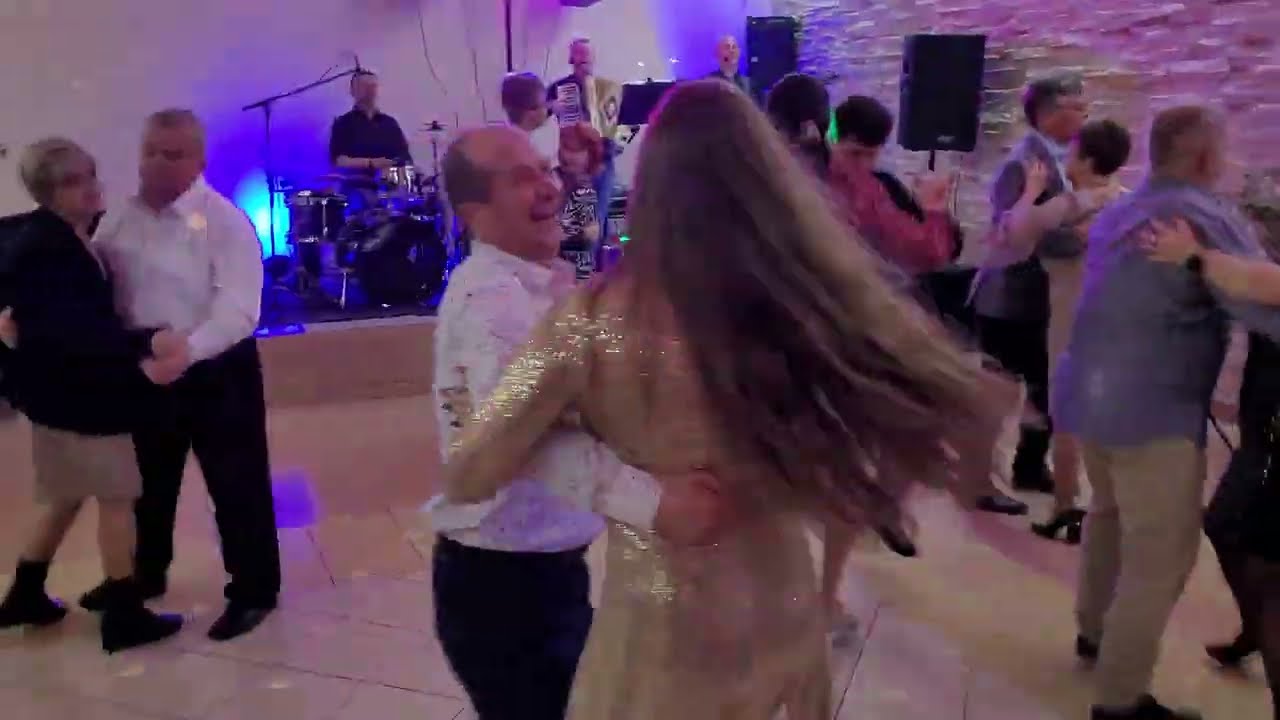 2025 r. Karnawałowe TAŃCE w Bursztynie z Kapelą ROLAND