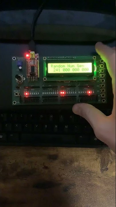 Random Number Generator Using a Pic Board - YouTube