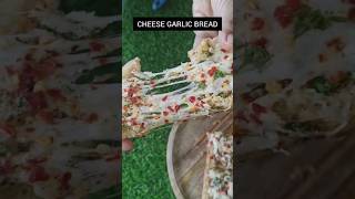 CHEESE GARLIC BREAD RECIPE 😋🫠 #food #recipe #garlicbread #fyp #shorts #trending #viral #cheese