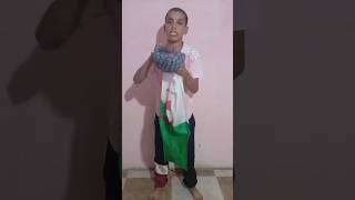 الطفل صاحب القبعة يثير الجدل على منصة التيك توك