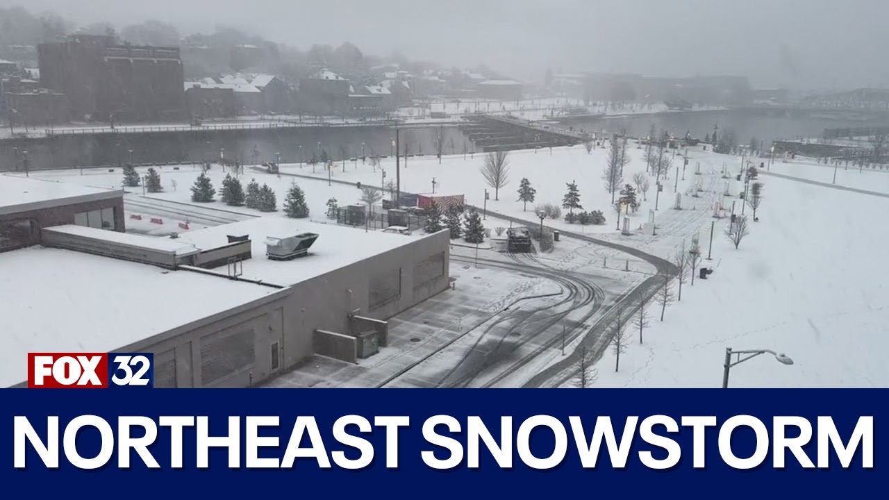 Powerful winter storm hits the Northeast - YouTube