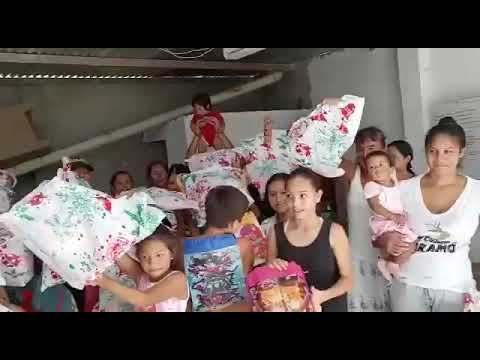 Alegría y regalos para más de 60 niños y niñas del asentamiento humano La Cuyanita en Bucaramanga