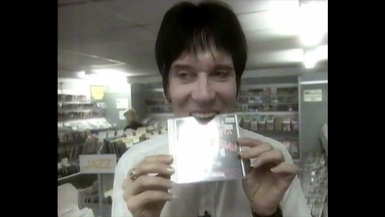 在 YouTube 上觀看「The Cramps - Lux & Ivy go record shopping - Interview」 在 YouTube 上觀看「The Cramps - Lux & Ivy go record shopping - Interview」