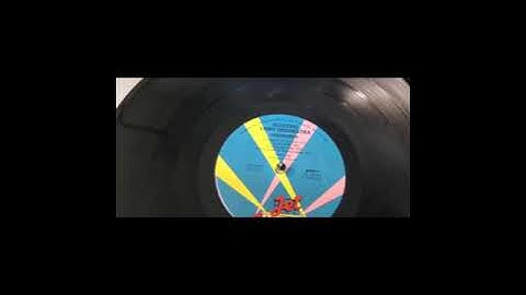 JVC QL-L2 Linear Turntable- Cleanup, belt replacement,  and testing playback