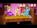 I went to a HALLOWEEN SLEEPOVER in Roblox...worst decision ever!