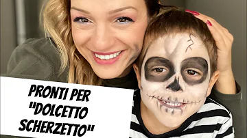 Come trucco da scheletro per bambini?