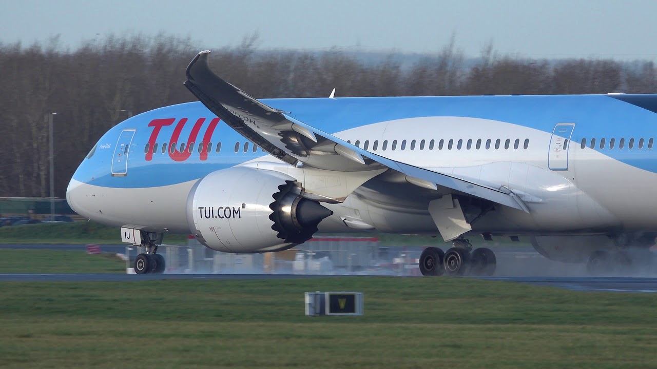 Manchester Airport Early Morning Landings Takeoffs 19th December 2018 19/12/18 HD 4K Plane Spotting