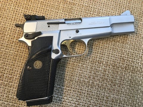 Video: Câte runde are o putere Browning Hi Power?
