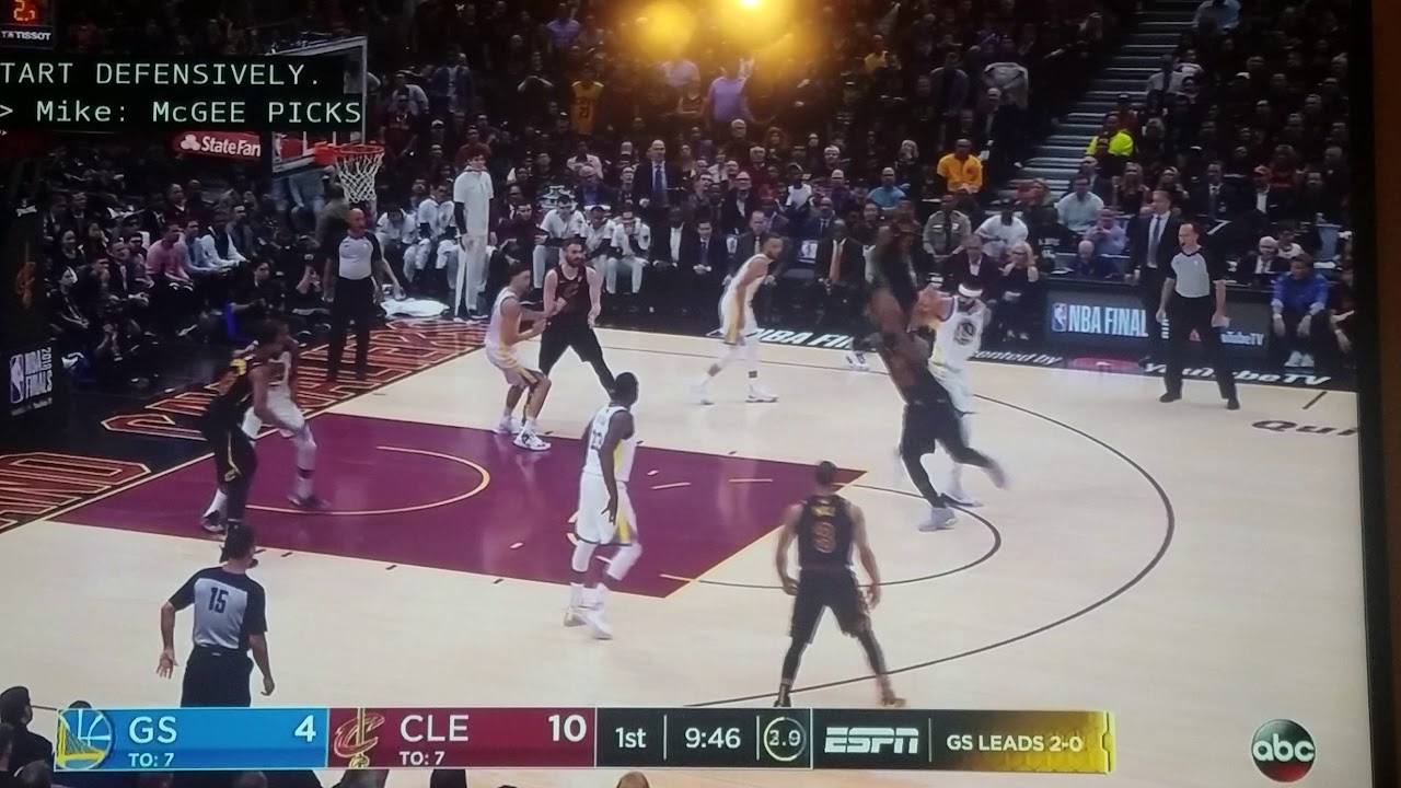LeBron James throws perfect alley-oop to himself to start Game 3