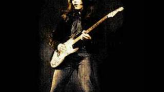 Video thumbnail of "Rory Gallagher - I am not awake yet"