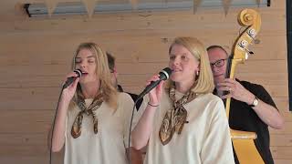 Edward and the Hayriders med flera på Eventloftet  i Mellbystrand