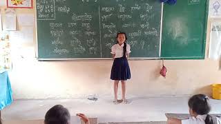 Vignette de la vidéo "Student Khmer sing សិស្សបឋមច្រៀងពិរោះ Khmer song"