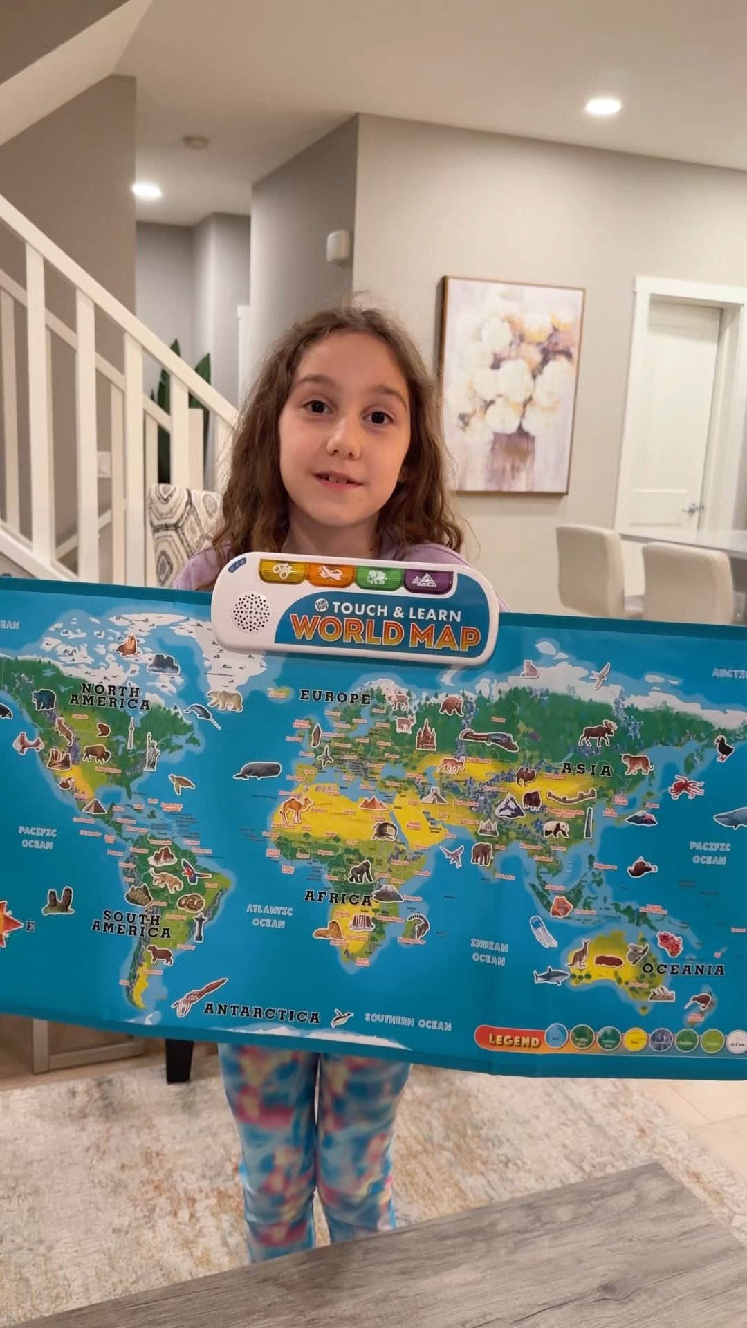 Sierra finds very informative ways to teach Rhia world map ?️, continents, oceans, animals and more