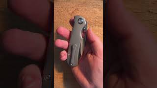 Metal Complex has a great Design here #edc