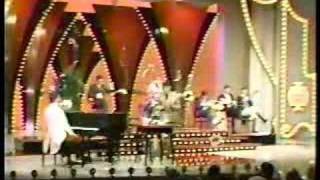 Video thumbnail of "The New Vaudeville Band "Winchester Cathedral""