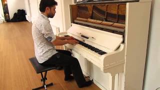 Nice Improvising On An Old White Piano Tuned To A432Hz - Huge Yoga School
