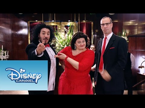 Olga, Beto y Ramallo cantan \