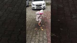 Yağmur Yağıyor Seller Akıyor