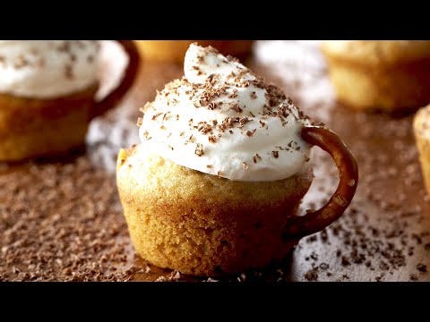 Professional Baker Teaches You How To Make CAPPUCCINO CUPCAKES!