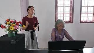 Di Tano Naimbaru Pianist By Ibu S V Sihombing lagu Sion Batak