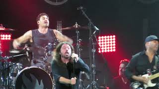 Chris Cornell Tribute---Forum---1 16 19---Audioslave with Dave Grohl---Show Me How To Live chords