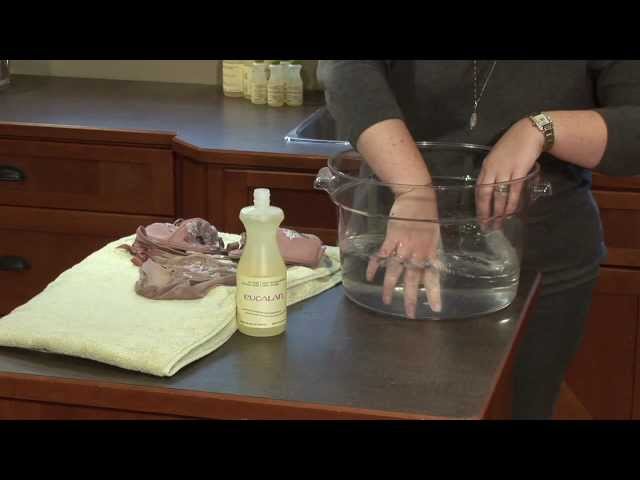 How to: wash lingerie - YouTube