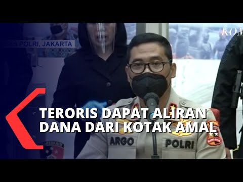 Video: Ratusan Kartu Pos Untuk Mendukung Ivan Safronov Dikirim Ke Deputi Duma Negara