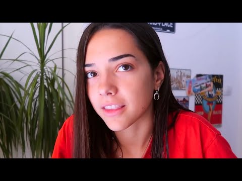 Àngela Mármol: Seguidme en mi perfil de 21 buttons👇🏽 http://21buttons.com/amarmolmc/
