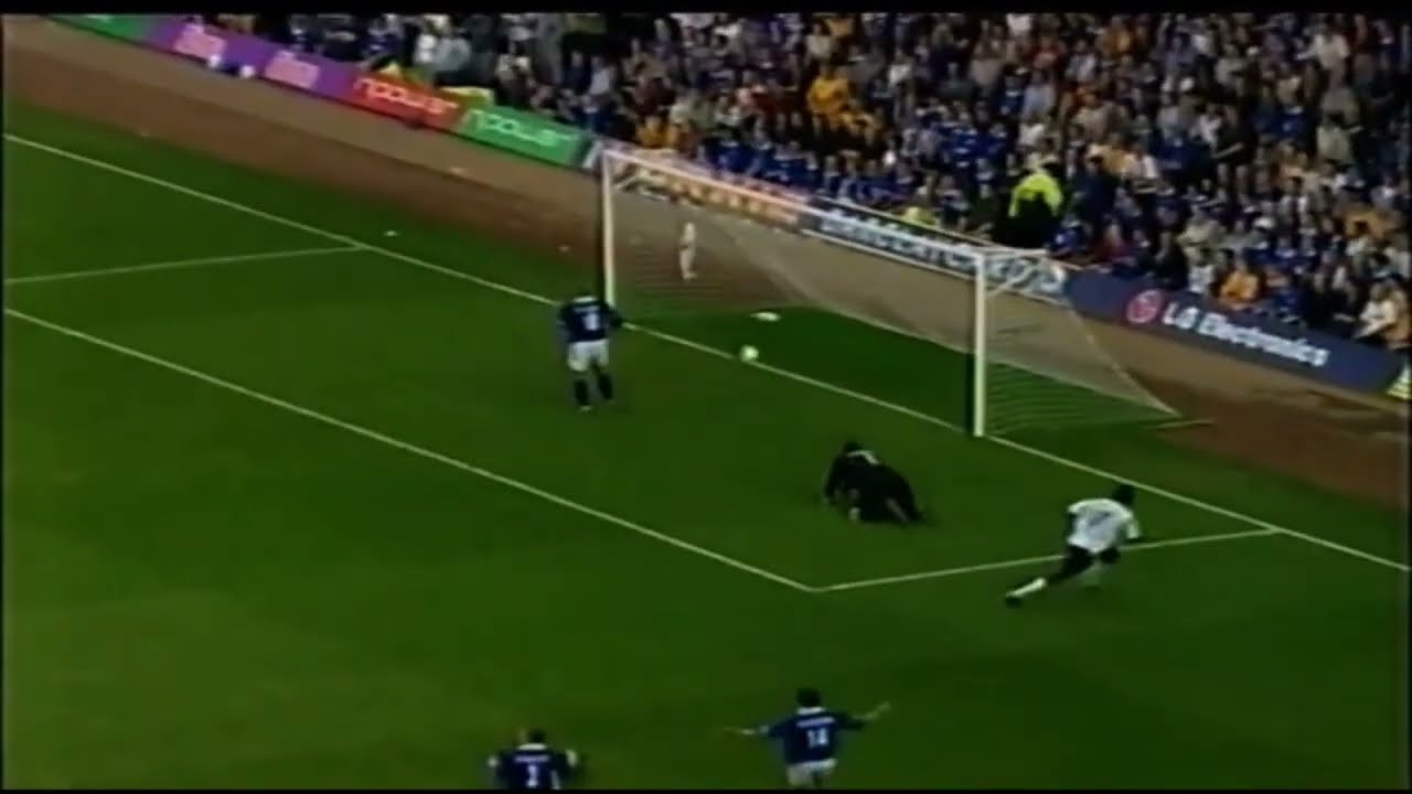 Leicester 0-5 Bolton [Aug 2001]