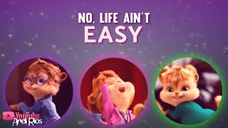 The Chipettes - Life Aint Easy Lypsinclyric Video