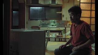 “喋る冷蔵庫”と対峙　映画『トランジット・イン・フラミンゴ』本編映像