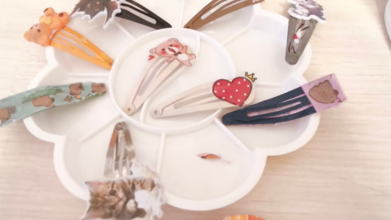 Заколочки украшаю наклейками бусинками А4 фишкой