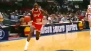 Michael Jordan's Top 9 Most Famous Plays & Dunks - HowTheyPlay