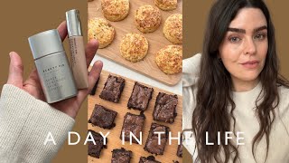 A Day In The Life: A Glowy Base Duo & The Garden Makeover | AD | The Anna Edit