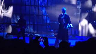 No Regrets // 2023-03-24 Robbie Williams, Palau Sant Jordi, Barcelona // Strangeloving