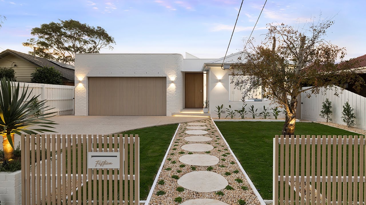 15 Foam St, Aspendale - For Sale by Mat & Emily from Buxton Mentone