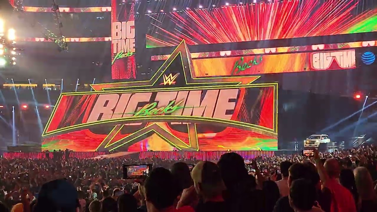 Becky Lynch WrestleMania 38 Entrance Live - YouTube