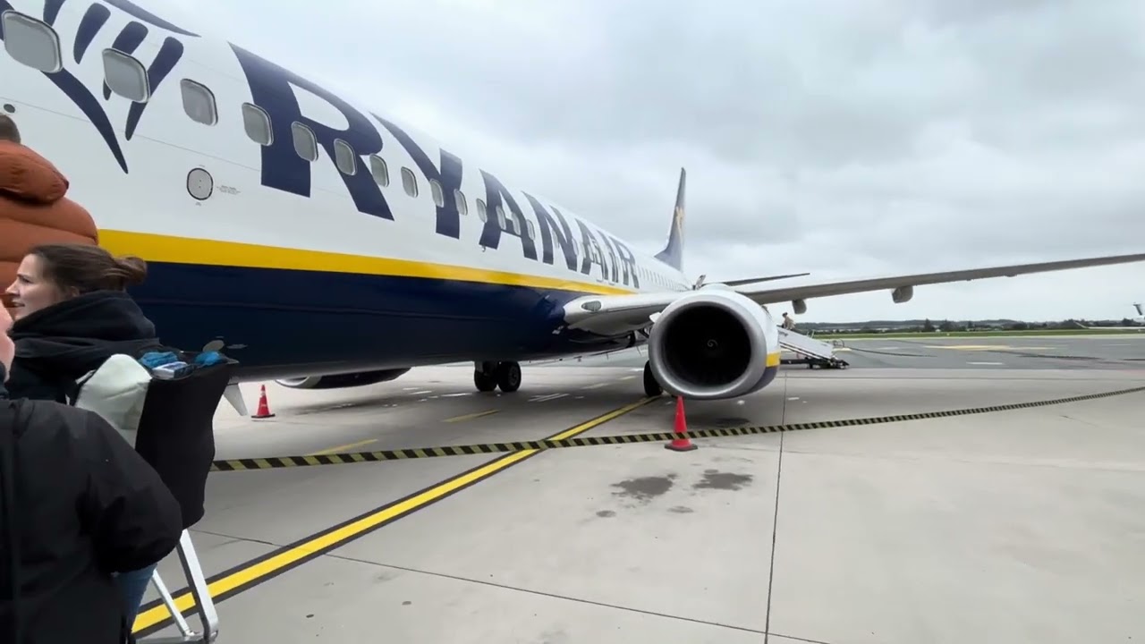 🇵🇱 Gdansk ✈️ 🇩🇪 Hamburg [FULL HD] - B737 - FR6119 - Sunny [GDN ✈️ HAM]