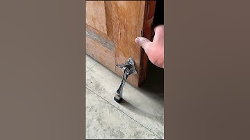 MÓNG NGỰA CHẶN CỬA CHỐNG VA ĐẬP #shorts #chotchancua #chancuachongvadap #mongnguachancua