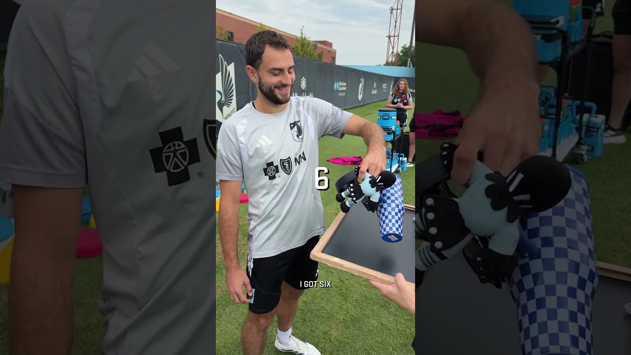 The boys of Minnesota United attempt the Girl Grip Challenge 💅  #mnufc #soccer #football #mls