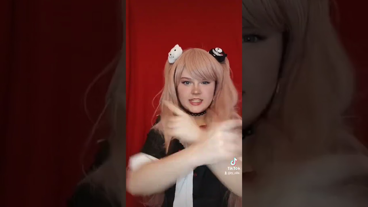 More Junko #cosplay #cosplayer #danganronpa #danganronpacosplay #junko #junkoenoshima #junkocosplay
